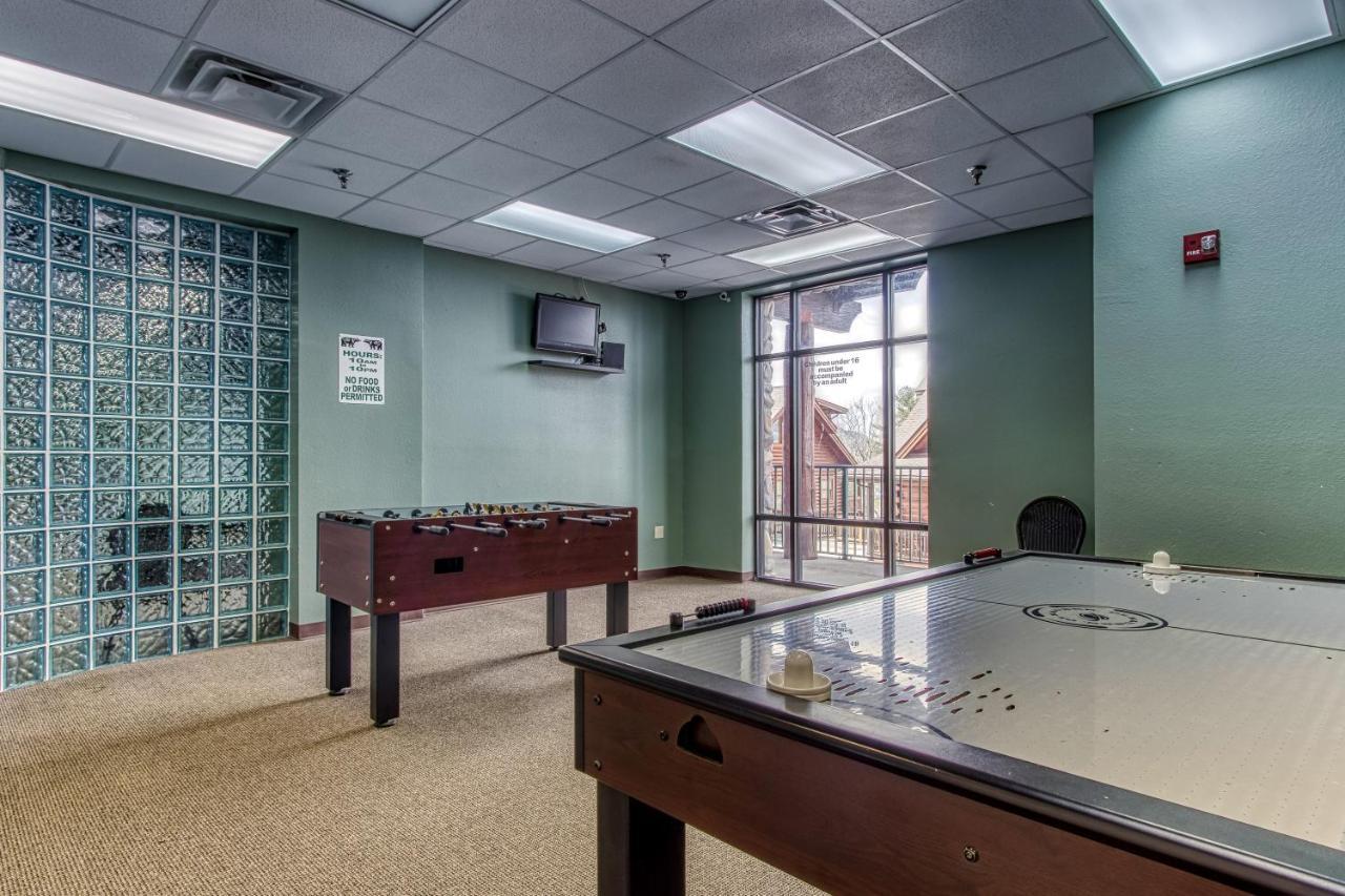 Gorgeous 2Bd 2Bth Condo With Mountain Views Pool Hot Tub Game Room Close To Parkway Пиджен-Фордж Экстерьер фото